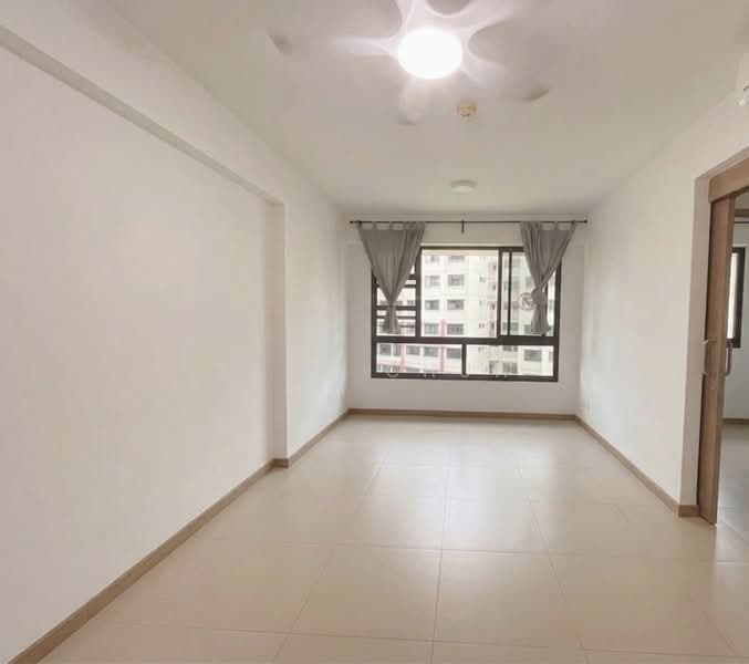 467C Bukit Batok West Avenue 9, 467C Bukit Batok West Avenue 9, 1 Bedroom, 506 sqft, HDB Flat For Sale, by Sean Chua, 500150214 - Living Room - PropertyGuru.com.sg