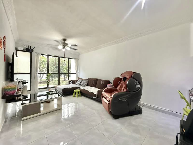 610 Jurong West Street 65, 610 Jurong West Street 65, 3 Bedrooms, 1,227 sqft, HDB Flat For Sale, by Kenneth Yeo, 500150218 - Living Room - PropertyGuru.com.sg