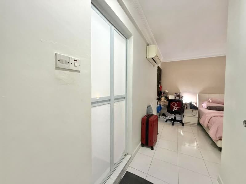 610 Jurong West Street 65, 610 Jurong West Street 65, 3 Bedrooms, 1,227 sqft, HDB Flat For Sale, by Kenneth Yeo, 500150218 - Bedroom - PropertyGuru.com.sg