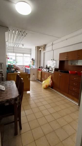 266 Yishun Street 22, 266 Yishun Street 22, 2 Bedrooms, 797 sqft, HDB Flat For Rent, by Janet Wong, 500150232 - Kitchen - PropertyGuru.com.sg