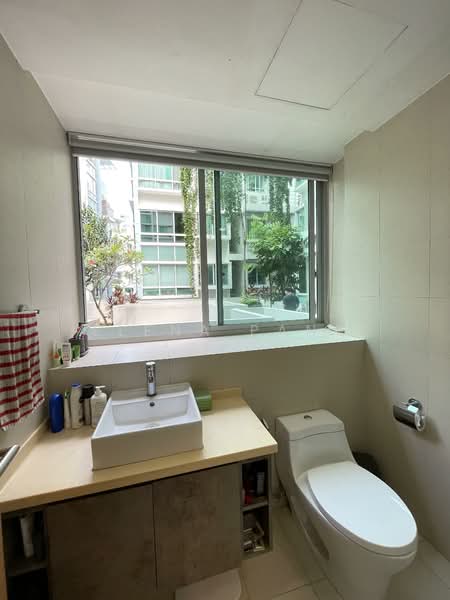 The Stellar, 20A West Coast Road, 3 Bedrooms, 1,324 sqft, Condominium For Sale, by Elena Pang, 500150241 - Bathroom - PropertyGuru.com.sg