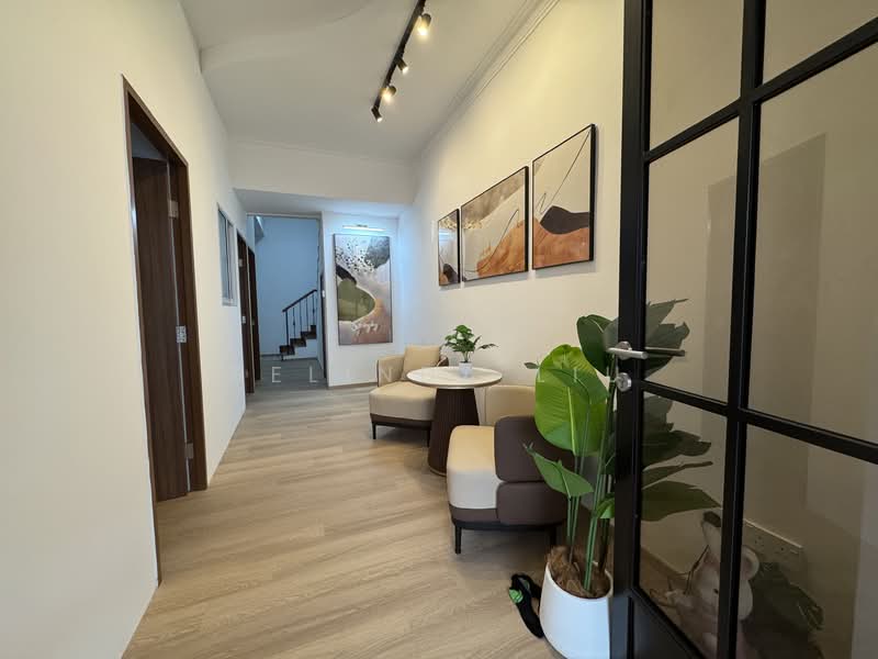 westwood crescent, , Room Rental, 80 sqft, Terraced House For Rent, by Belinda Liu, 500150250 - Entrance - PropertyGuru.com.sg