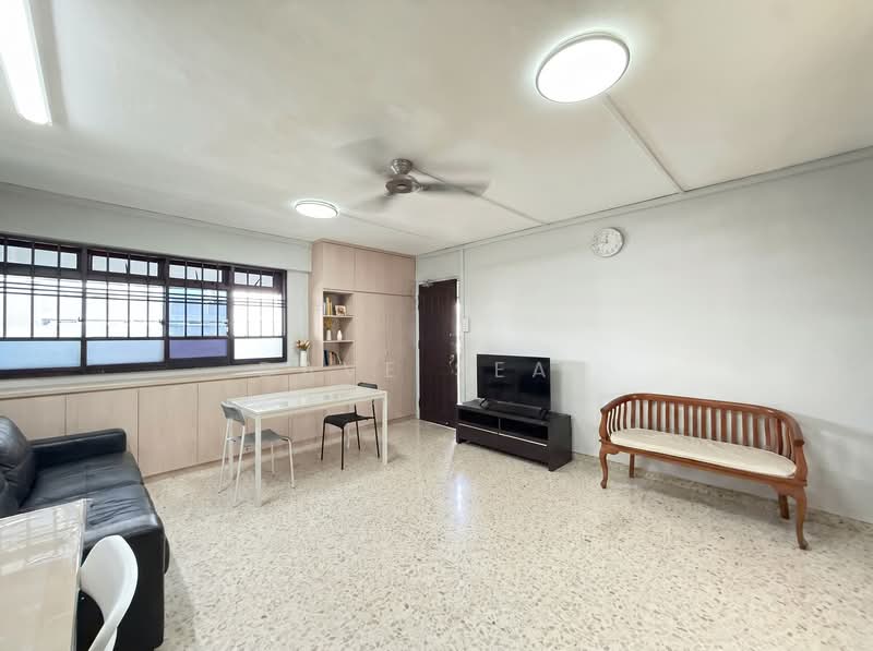 175 Ang Mo Kio Avenue 4, 175 Ang Mo Kio Avenue 4, 3 Bedrooms, 980 sqft, HDB Flat For Sale, by Dave Sear, 500150255 - Living Room - PropertyGuru.com.sg