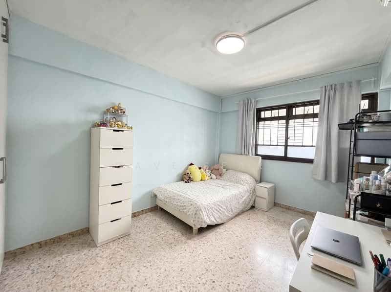 175 Ang Mo Kio Avenue 4, 175 Ang Mo Kio Avenue 4, 3 Bedrooms, 980 sqft, HDB Flat For Sale, by Dave Sear, 500150255 - Common Bedroom 1 - PropertyGuru.com.sg