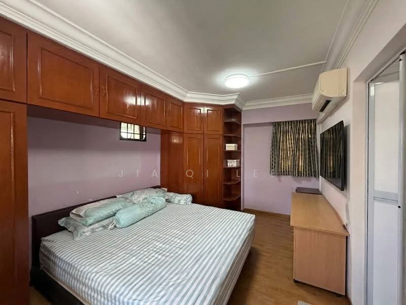 309 Canberra Road, 309 Canberra Road, 3 Bedrooms, 1,291 sqft, HDB Flat For Rent, by Jia Qi Lee, 500150268 - Bedroom - PropertyGuru.com.sg