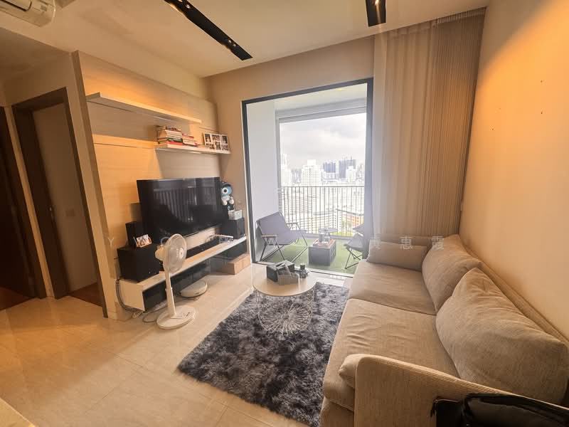 Sky Vue, 3 Bishan Street 15, 2 Bedrooms, 678 sqft, Condominium For Rent, by Yvone Wee 黄惠霞, 500150269 - Living Room - PropertyGuru.com.sg
