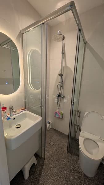 East Coast Residences, 412 Upper East Coast Road, 3 Bedrooms, 1,023 sqft, Condominium For Rent, by Cheryl Moh 莫楚淇, 500150270 - Bathroom - PropertyGuru.com.sg