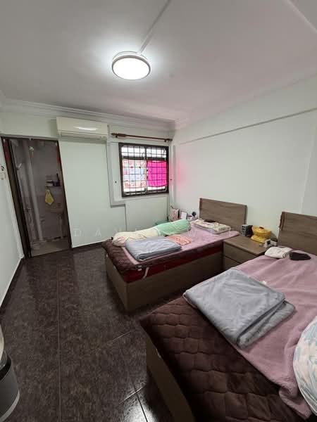 229 Jurong East Street 21, 229 Jurong East Street 21, 2 Bedrooms, 720 sqft, HDB Flat For Sale, by David Wee, 500150283 - Bedroom - PropertyGuru.com.sg