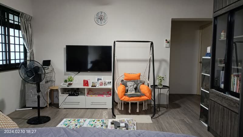 319 Sembawang Close, 319 Sembawang Close, 3 Bedrooms, 1,067 sqft, HDB Flat For Rent, by Diana Lee, 500150291 - Living Room - PropertyGuru.com.sg