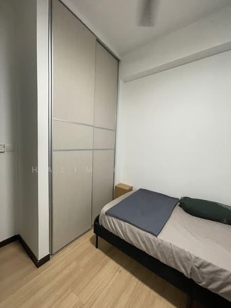 Lake Life, 4 Tao Ching Road, 3 Bedrooms, 1,302 sqft, Executive Condominium For Sale, by Halim Gafoor, 500150310 - Bedroom - PropertyGuru.com.sg