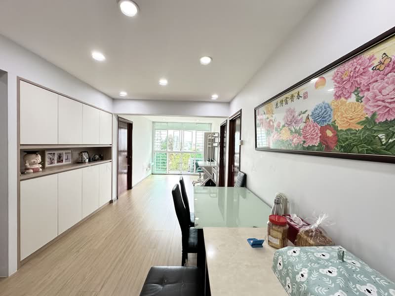 72 Bedok South Avenue 3, 72 Bedok South Avenue 3, 3 Bedrooms, 1,324 sqft, HDB Flat For Sale, by Anthea Chang, 500150311 - Living Room - PropertyGuru.com.sg