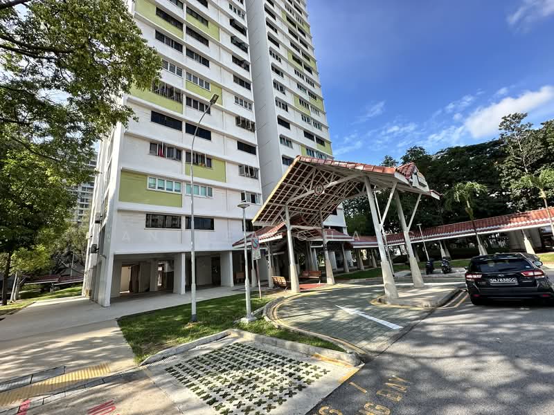 72 Bedok South Avenue 3, 72 Bedok South Avenue 3, 3 Bedrooms, 1,324 sqft, HDB Flat For Sale, by Anthea Chang, 500150311 - Exterior - PropertyGuru.com.sg