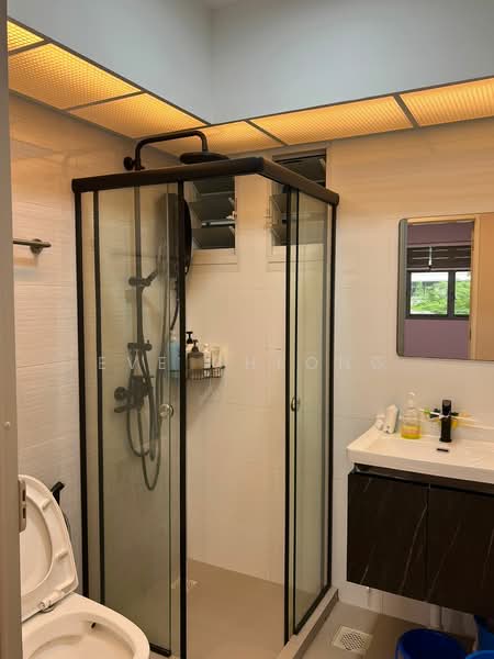 620A Tampines Street 61, 620A Tampines Street 61, 3 Bedrooms, 1,216 sqft, HDB Flat For Sale, by Eve Cheong, 500150319 - Bathroom - PropertyGuru.com.sg