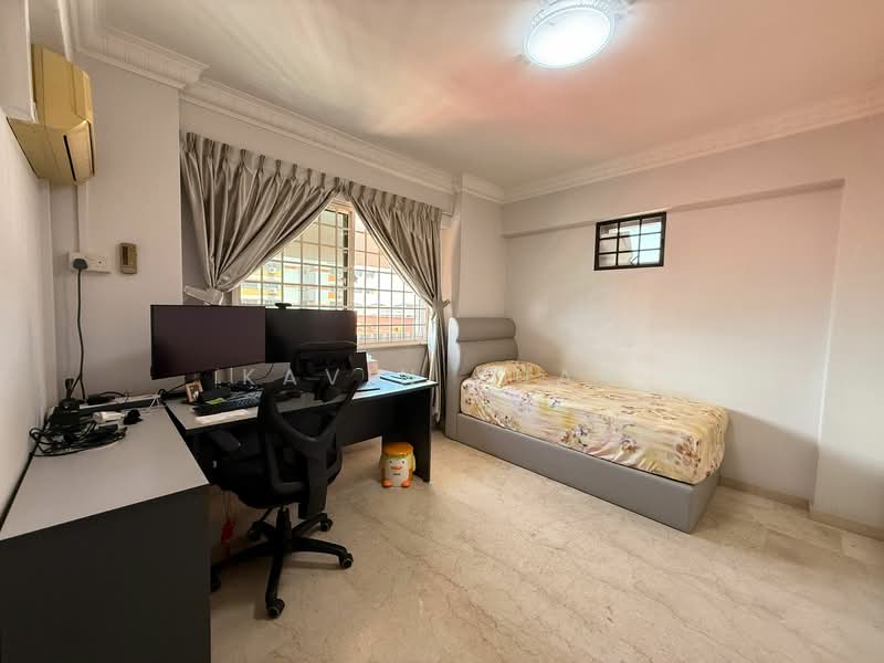 437 Choa Chu Kang Avenue 4, 437 Choa Chu Kang Avenue 4, 4 Bedrooms, 1,593 sqft, HDB Flat For Sale, by Kavin Kuah, 500150330 - Bedroom - PropertyGuru.com.sg