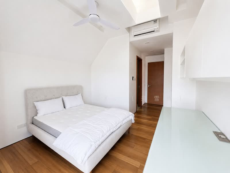 Moonbeam Walk, , 7 Bedrooms, 4,500 sqft, Semi-Detached House For Sale, by Sarah X. (郑雪梅), 500150331 - Bedroom - PropertyGuru.com.sg