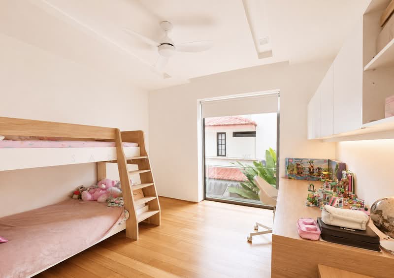 Moonbeam Walk, , 7 Bedrooms, 4,500 sqft, Semi-Detached House For Sale, by Sarah X. (郑雪梅), 500150331 - Bedroom - PropertyGuru.com.sg
