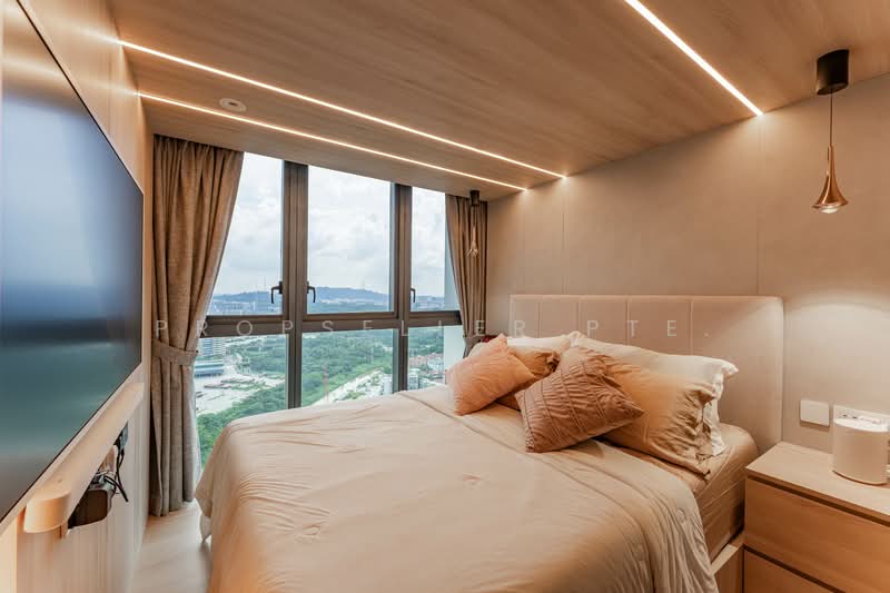 Parc Riviera, 101 West Coast Vale, 2 Bedrooms, 969 sqft, Condominium For Sale, by Warren Chan, 500150340 - Bedroom - PropertyGuru.com.sg