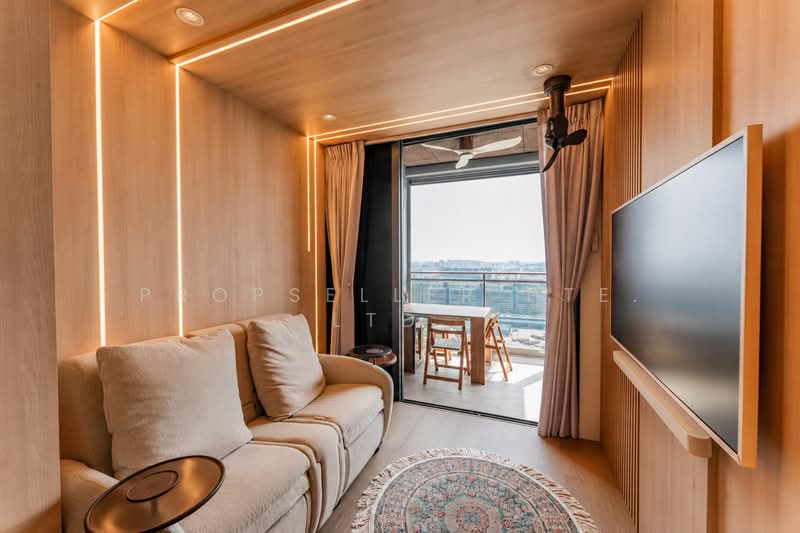 Parc Riviera, 101 West Coast Vale, 2 Bedrooms, 969 sqft, Condominium For Sale, by Warren Chan, 500150340 - Living Room - PropertyGuru.com.sg