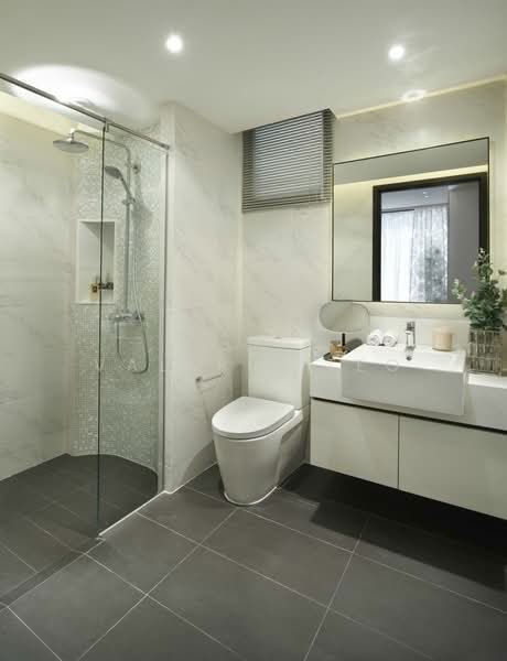 Symphony Suites, 11 Yishun Close, 4 Bedrooms, 1,023 sqft, Condominium For Sale, by Valerie Teo, 500150345 - Bathroom - PropertyGuru.com.sg