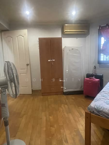 204A Compassvale Drive, 204A Compassvale Drive, 3 Bedrooms, 990 sqft, HDB Flat For Sale, by Goh Betty, 500150348 - Bedroom - PropertyGuru.com.sg