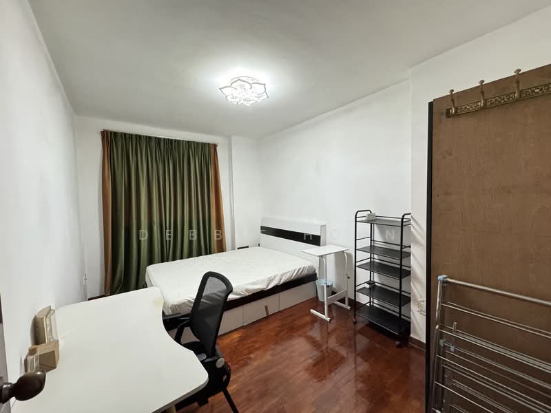 272D Jurong West Street 24, 272D Jurong West Street 24, Room Rental, 110 sqft, HDB Flat For Rent, by Debbie Hoon, 500150379 - Bedroom - PropertyGuru.com.sg