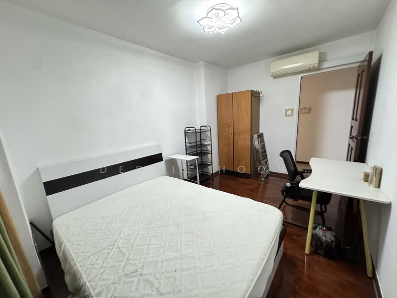 272D Jurong West Street 24, 272D Jurong West Street 24, Room Rental, 110 sqft, HDB Flat For Rent, by Debbie Hoon, 500150379 - Bedroom - PropertyGuru.com.sg