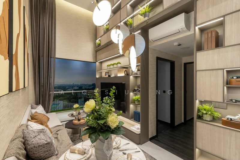 Blossoms By The Park, 9 Slim Barracks Rise, 2 Bedrooms, 721 sqft, Condominium For Sale, by Aloysius Ng, 500150390 - Living Room - PropertyGuru.com.sg
