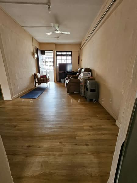 443 Ang Mo Kio Avenue 10, 443 Ang Mo Kio Avenue 10, 2 Bedrooms, 721 sqft, HDB Flat For Sale, by Patricia See, 500150393 - Living Room - PropertyGuru.com.sg