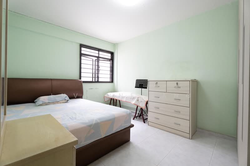 168 Stirling Road, 168 Stirling Road, 2 Bedrooms, 646 sqft, HDB Flat For Sale, by Luvianne Pang, 500150394 - Bedroom - PropertyGuru.com.sg