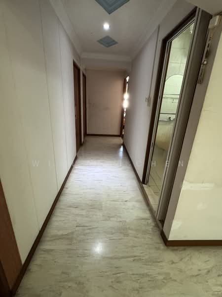 751 Woodlands Circle, 751 Woodlands Circle, 4 Bedrooms, 1,313 sqft, HDB Flat For Sale, by William Chen, 500150410 - Corridor - PropertyGuru.com.sg