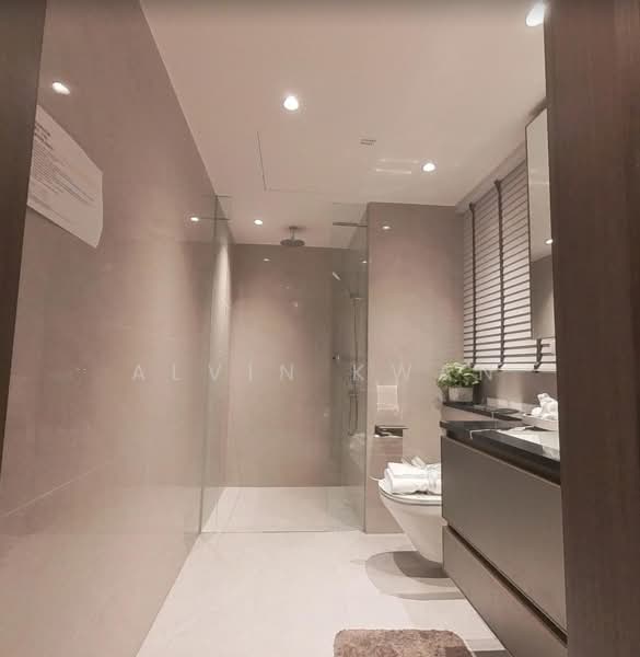 Chuan Park, 240 Lorong Chuan, 3 Bedrooms, 1,206 sqft, Condominium For Sale, by Alvin Kwan, 500150423 - Bathroom - PropertyGuru.com.sg