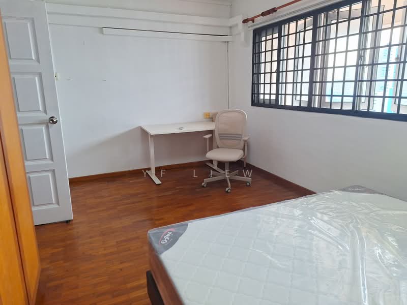 140 Bukit Batok Street 11, 140 Bukit Batok Street 11, Room Rental, 200 sqft, HDB Flat For Rent, by YF Liew, 500150436 - Bedroom - PropertyGuru.com.sg