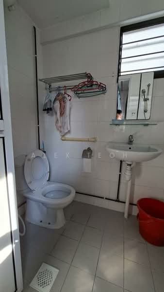 168 Bukit Batok West Avenue 8, 168 Bukit Batok West Avenue 8, Room Rental, 100 sqft, HDB Flat For Rent, by Alex Teoh, 500150438 - PropertyGuru.com.sg