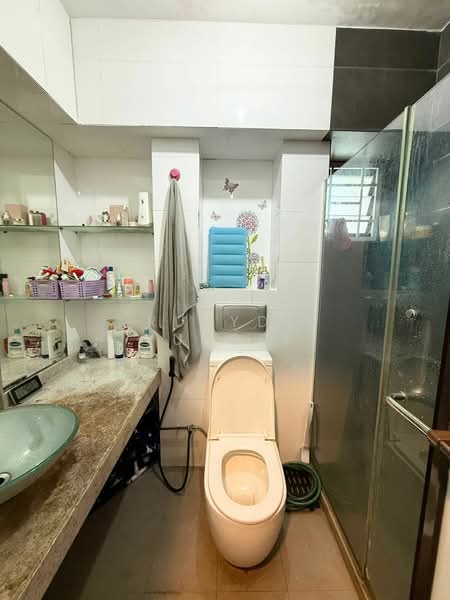 501D Wellington Circle, 501D Wellington Circle, 3 Bedrooms, 1,399 sqft, HDB Flat For Sale, by Rusydi Yusoff, 500150440 - Bathroom - PropertyGuru.com.sg