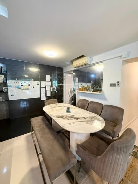 501D Wellington Circle, 501D Wellington Circle, 3 Bedrooms, 1,399 sqft, HDB Flat For Sale, by Rusydi Yusoff, 500150440 - Dining Room - PropertyGuru.com.sg