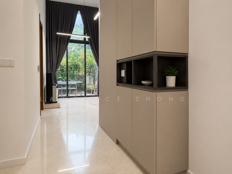 Verdale, 16 De Souza Avenue, 1 Bedroom, 560 sqft, Condominium For Sale, by Lawrence Zhong, 500150441 - Hallway - PropertyGuru.com.sg