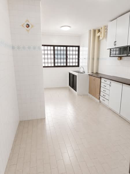 109 Bukit Purmei Road, 109 Bukit Purmei Road, 2 Bedrooms, 796 sqft, HDB Flat For Sale, by Delvin Ong, 500150442 - Kitchen - PropertyGuru.com.sg