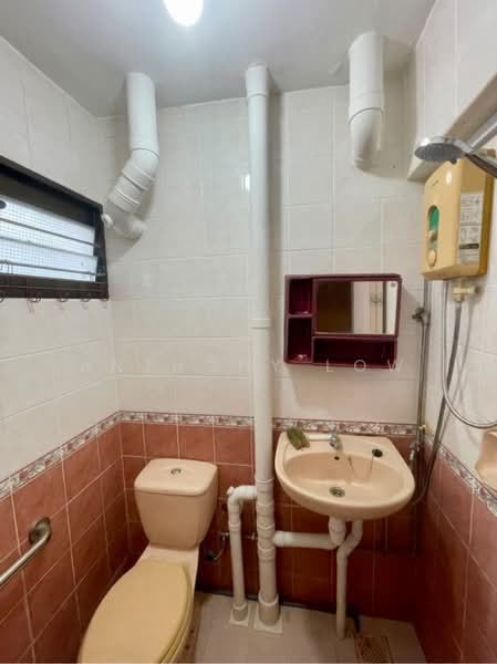 33 Marsiling Drive, 33 Marsiling Drive, 3 Bedrooms, 1,054 sqft, HDB Flat For Sale, by Anthony Low, 500150445 - PropertyGuru.com.sg