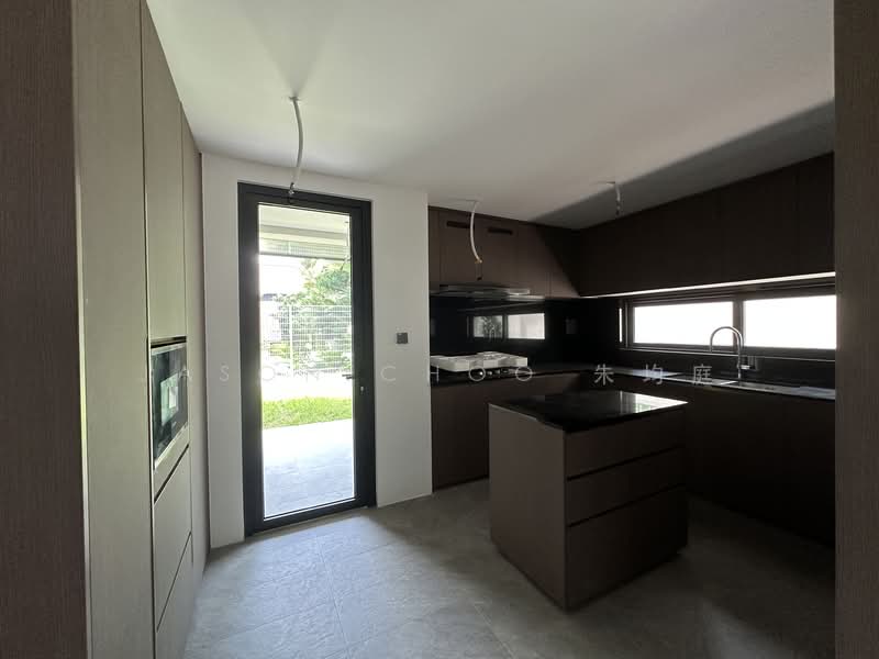 Brand New 4Sty Bungalow in Braddell Heights, Matlock Rise / Clifton Vale / Sommerville Road, 6 Bedrooms, 8,970 sqft, Detached House For Sale, by Jason Choo 朱均庭, 500150464 - PropertyGuru.com.sg