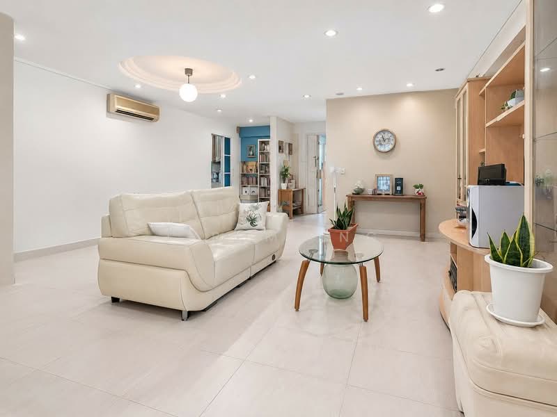148 Rivervale Crescent, 148 Rivervale Crescent, 3 Bedrooms, 1,313 sqft, HDB Flat For Sale, by Jerome Ng, 500150477 - Living Room view 5 - PropertyGuru.com.sg