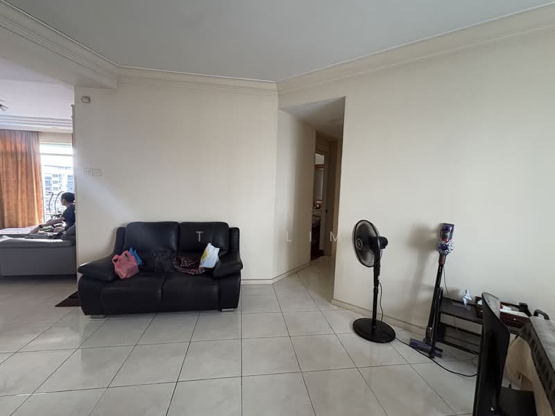 Elias Green, , 3 Bedrooms, 1,688 sqft, Condominium For Sale, by T T Lim, 500150479 - Living Room - PropertyGuru.com.sg