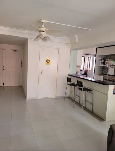 485 Choa Chu Kang Avenue 5, 485 Choa Chu Kang Avenue 5, Room Rental, 160 sqft, HDB Flat For Rent, by Fiona Yap, 500150483 - Living Room - PropertyGuru.com.sg