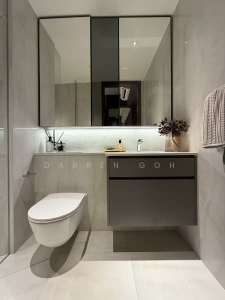 The Continuum, 1-8 Thiam Siew Avenue, 2 Bedrooms, 721 sqft, Condominium For Sale, by Darren Goh, 500150485 - Common Bathroom - PropertyGuru.com.sg