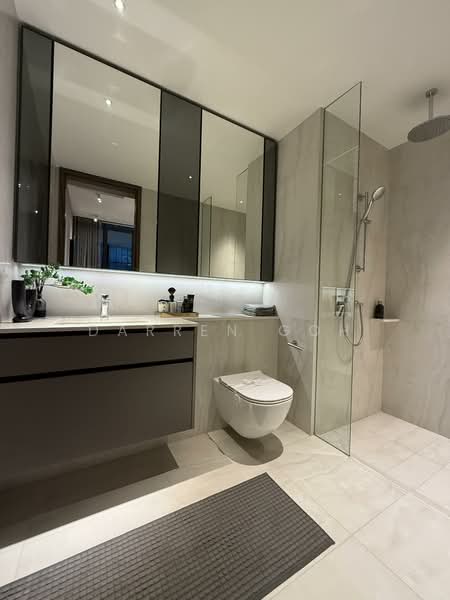 The Continuum, 1-8 Thiam Siew Avenue, 2 Bedrooms, 721 sqft, Condominium For Sale, by Darren Goh, 500150485 - Master Bathroom - PropertyGuru.com.sg