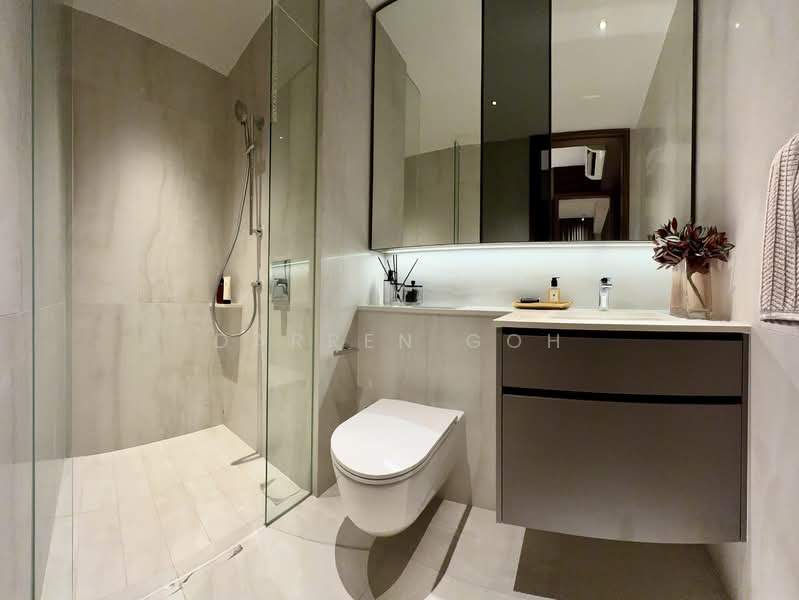 The Continuum, 1-8 Thiam Siew Avenue, 2 Bedrooms, 721 sqft, Condominium For Sale, by Darren Goh, 500150485 - Common Bathroom - PropertyGuru.com.sg