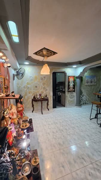 444 Choa Chu Kang Avenue 4, 444 Choa Chu Kang Avenue 4, 3 Bedrooms, 1,076 sqft, HDB Flat For Sale, by Ravinder Ricky Singh, 500150486 - Living Room - PropertyGuru.com.sg