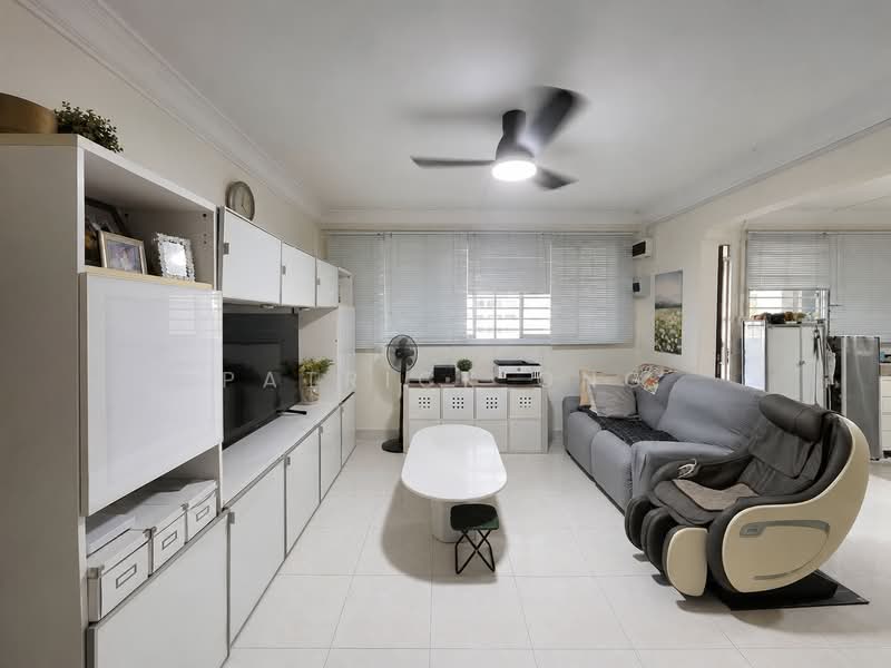 106 Simei Street 1, 106 Simei Street 1, 3 Bedrooms, 1,119 sqft, HDB Flat For Sale, by Patrick Ong, 500150489 - Living Room - PropertyGuru.com.sg