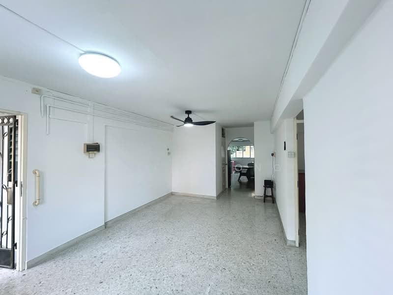 128 Ang Mo Kio Avenue 3, 128 Ang Mo Kio Avenue 3, 3 Bedrooms, 990 sqft, HDB Flat For Rent, by Valerie Ong, 500150507 - Living Room - PropertyGuru.com.sg