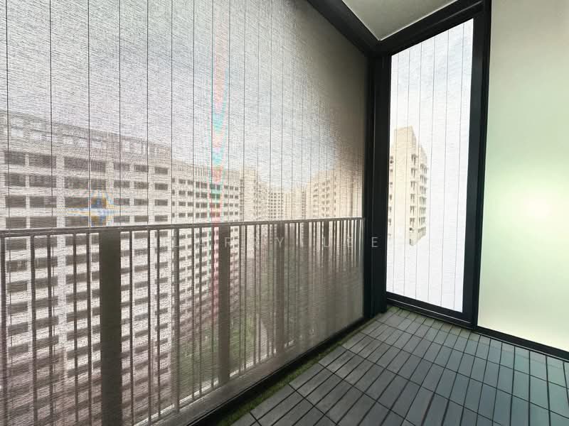 Le Quest, 10 Bukit Batok Street 41, 3 Bedrooms, 936 sqft, Condominium For Rent, by Larry Lee, 500150517 - Balcony - PropertyGuru.com.sg