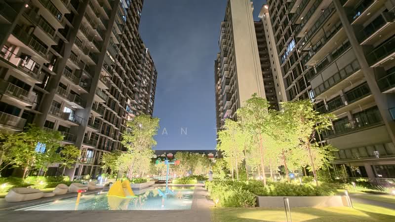 Tembusu Grand, 96 Jalan Tembusu, 1 Bedroom, 527 sqft, Condominium For Rent, by Ryan Tan, 500150521 - Exterior - PropertyGuru.com.sg